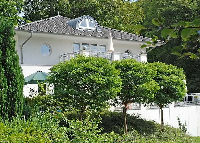 Villa Am Park - Apt. 02 Duene Sellin (Rugen)